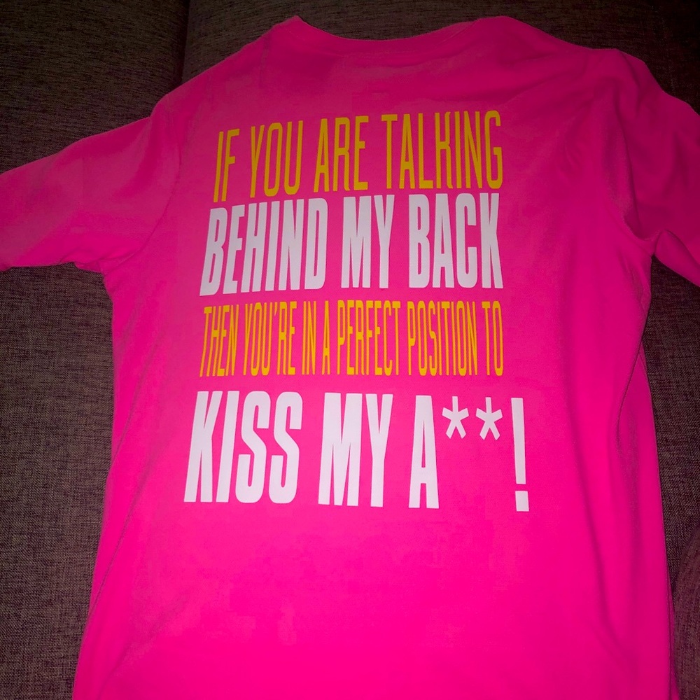 Tee shirt